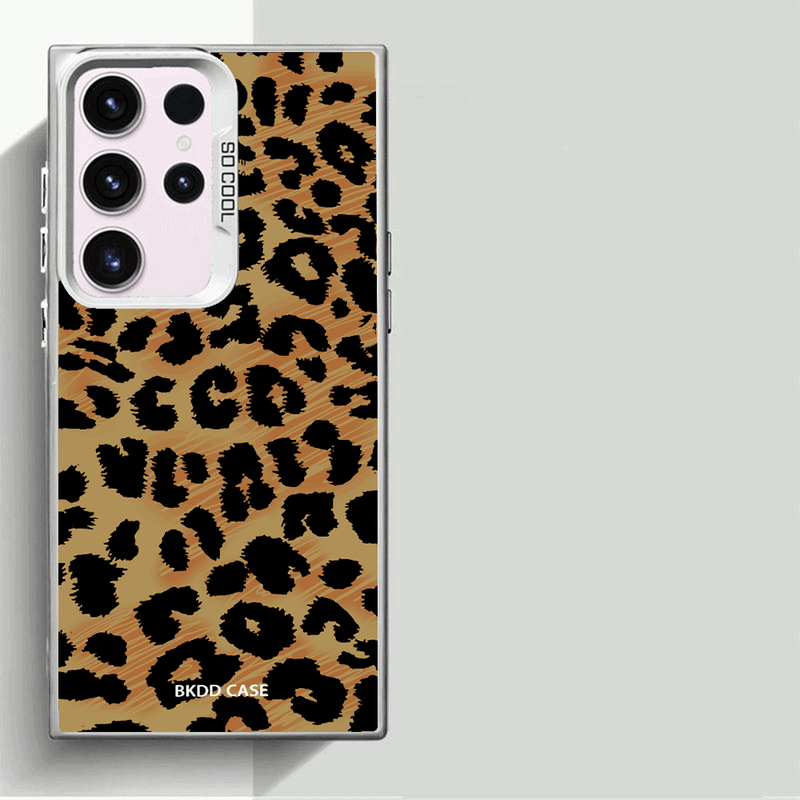 Leopardendruck Laser Hart Telefonshülle Fir Samsung Galaxy S25/S24/S23/S22/S21Ultra/Plus/FE/A25/A34/A54 Waasserdicht Stylescht Design_voghion.com
