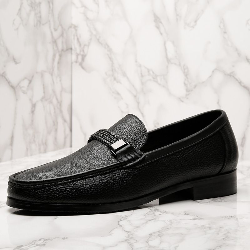 Nuove scarpe casual da uomo in pelle, stile britannico, slip-on, con suola morbida, comode e primaverili_voghion.com