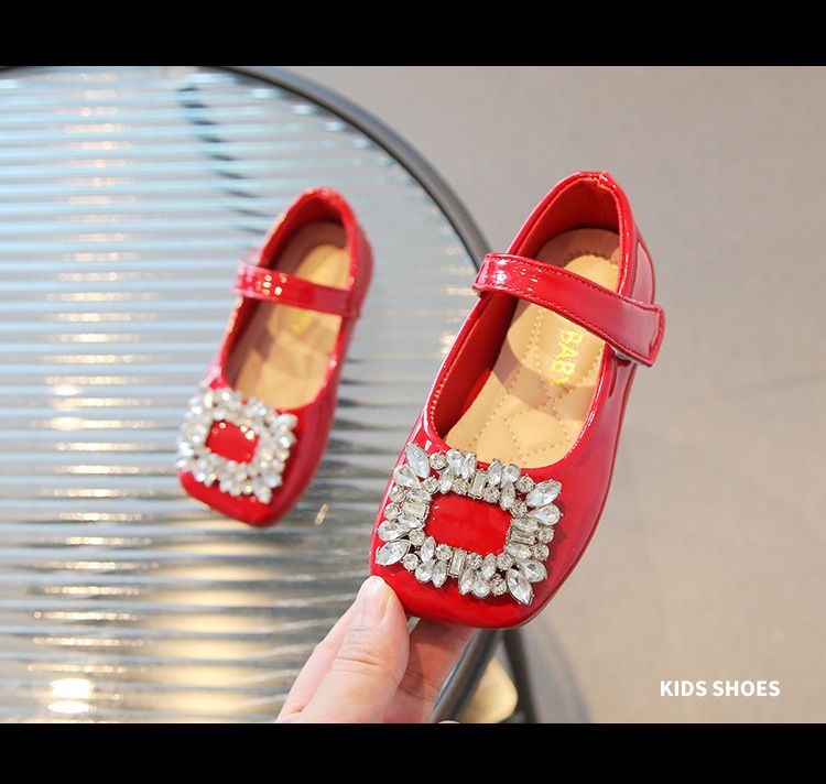 Kinderschuhe Mädchen Prinzessin Schuhe Frühling und Herbst weiche Sohlen rote Lederschuhe Strass Kinder Zehenschuhe für Kinder_voghion.com