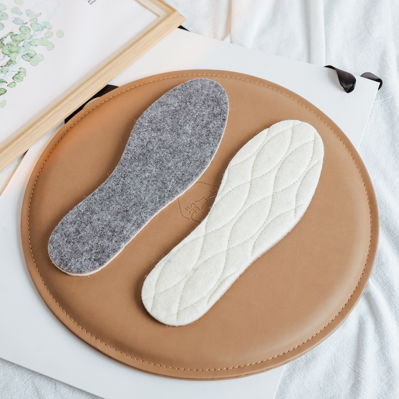Winter Hot Selling Wool Plush Thickened Soft, Breathable, Cold Resistant and Warm Insoles_voghion.com