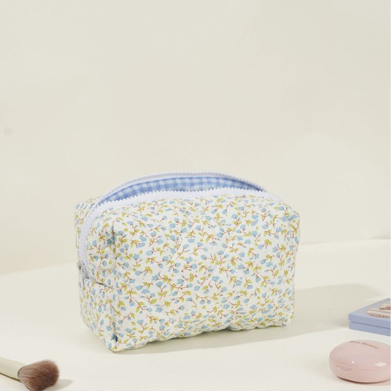 Floral Quilted Cosmetic Bag Large Capacity Cotton Storage Toiletry Bag Pencil Case Plaid Embroidery Ins Ladies_voghion.com