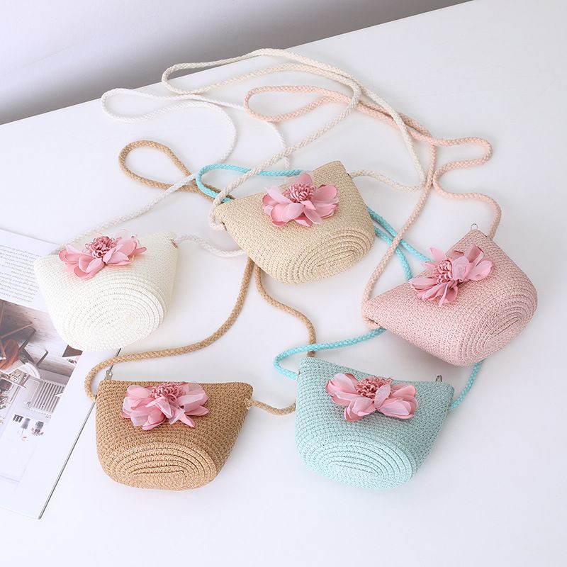 Neue Sommerkinderstroh-Eltern-Kind-kleine Umhängetasche Set Mädchen Baby Blume Fischertopf Big Eaf Sonnenblende Hut_voghion.com