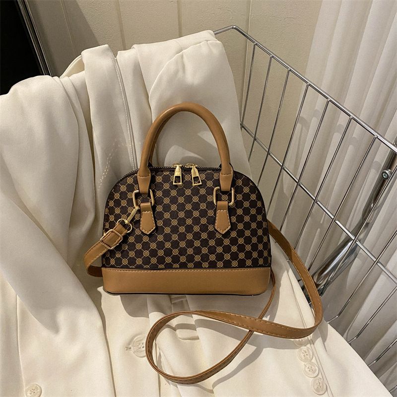 Versatile Lingge Shell for Women Bags 2023 Summer New Fashion Splicing Single Shoulder Crossbody Bag_voghion.com