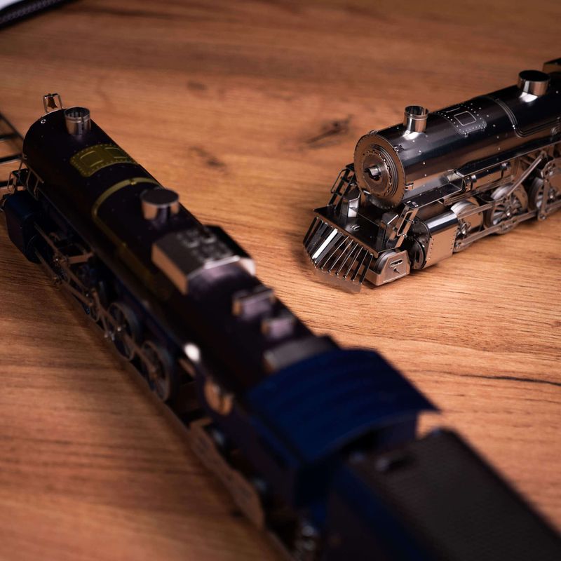 POLAR STEEL Magic Express color version_voghion.com