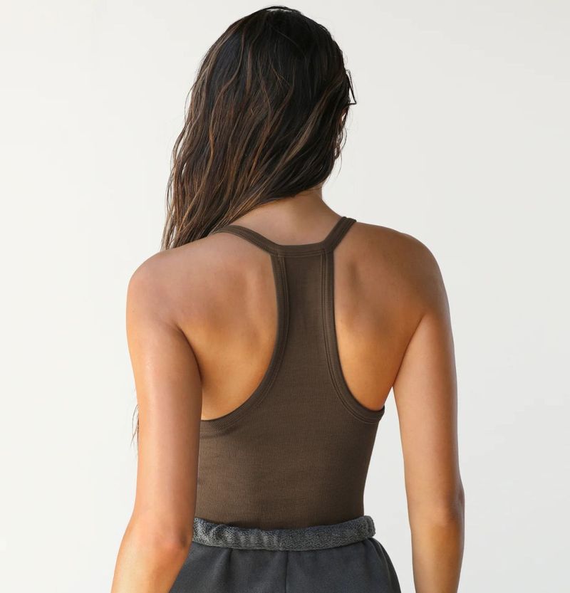 Maglia a maglia nuova primavera 2025 da donna, sexy, aderente, con strato interno alla moda_voghion.com