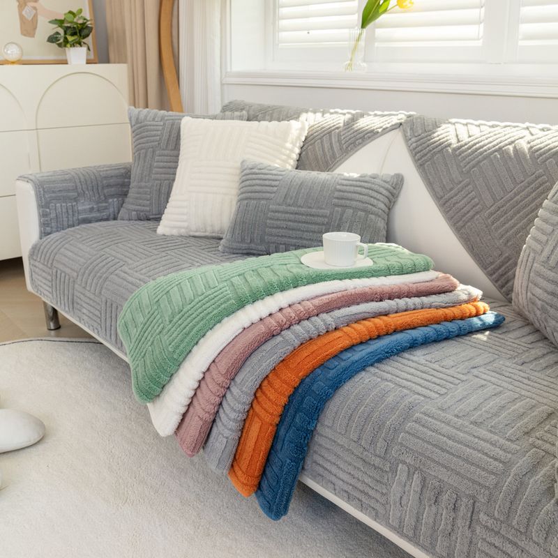Cuscino per divano in peluche, stile invernale, nordico, antiscivolo, fodera per schienale, moderno e semplice, in pelle invernale._voghion.com