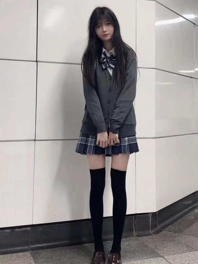 Autumn college style dark gray JK uniform jacket knitted sweater cardigan long sleeved top soft girl set_voghion.com