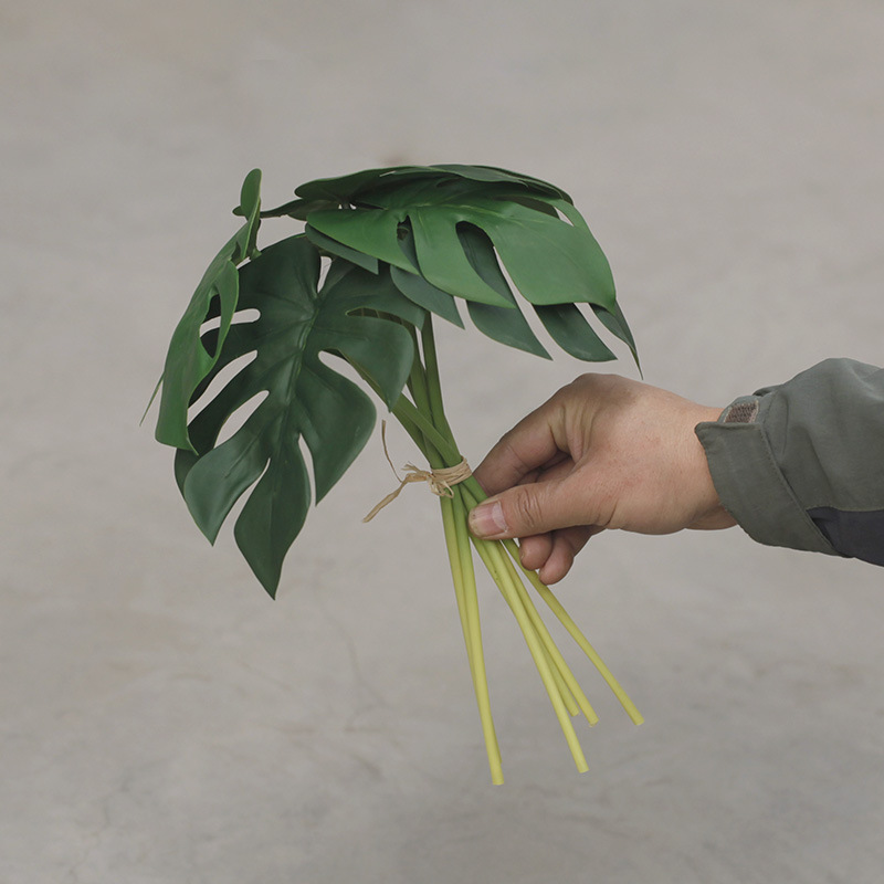 Hojas de selva tropical simuladas, plantas verdes, hojas de tortuga, hojas de manzana, hojas de longevidad, manojos de arreglos florales y 6 plantas atadas entre sí._voghion.com
