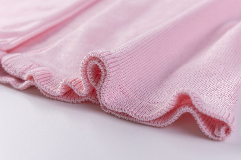 Handgefertigte Strickjacke mit Perlenbesatz und Spitzenbesatz für Mädchen von Mother & Kids – Weicher Strickpullover mit Rundhalsausschnitt und langen Ärmeln (Weiß/Rosa/Burgunderrot, 90–160 cm)_voghion.com