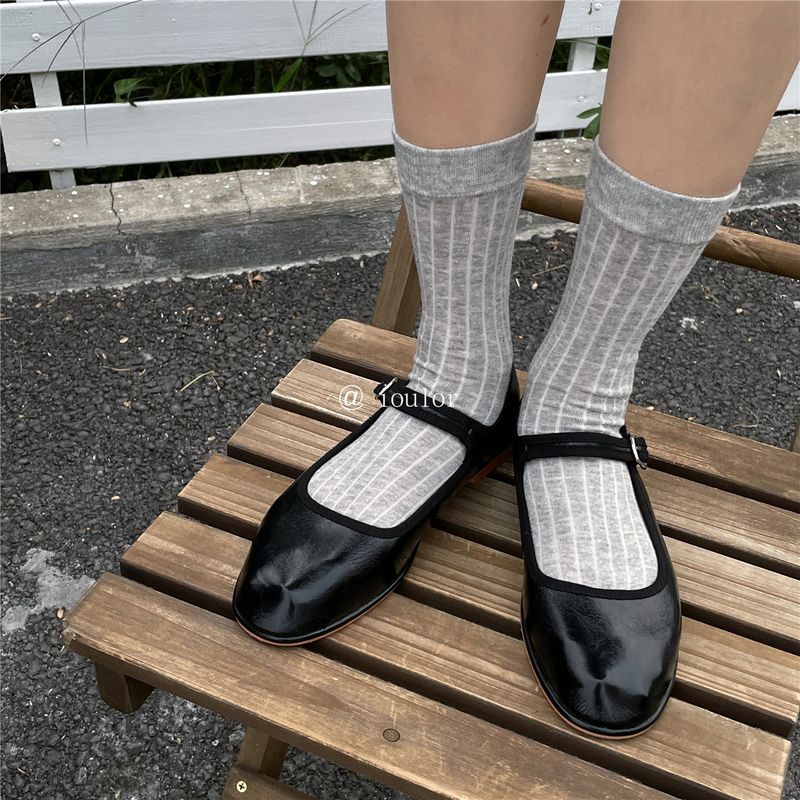 Calzini bianchi e neri, calzini lunghi, calzini di cotone, calzini a tubo medio, calzini alti fino al ginocchio, calzini alla moda_voghion.com