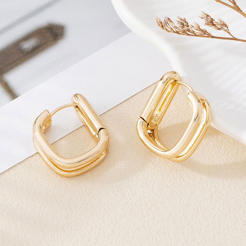 Glänzende, quadratische Ohrclips im minimalistischen Stil aus Metall im europäischen und amerikanischen Stil, zweilagig_voghion.com