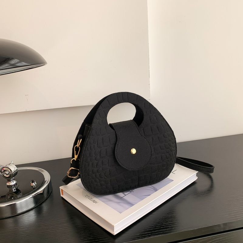 Solid Color Temperament Women's Bag Underarm Bag Casual Shoulder Bag Hand Carry Small Square Bag_voghion.com