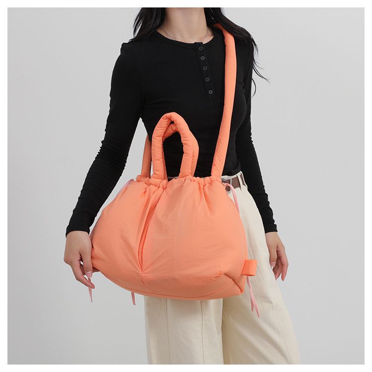 New style portable down cotton bag winter versatile fashion shoulder messenger bag multifunctional pleated casual backpack_voghion.com