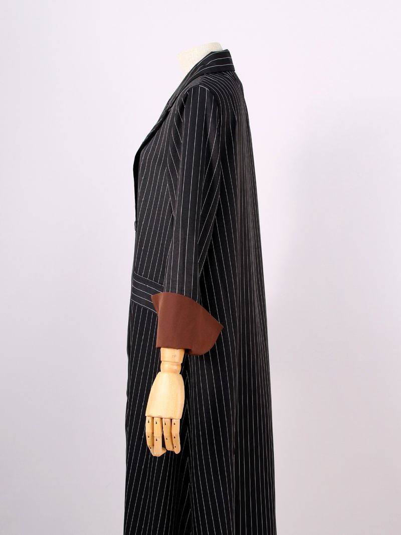 Damenbekleidung Elegantes gestreiftes Abaya-Kleid – schlichter langärmliger Kaftan mit Knopfleiste vorne für Arbeit und Reisen_voghion.com