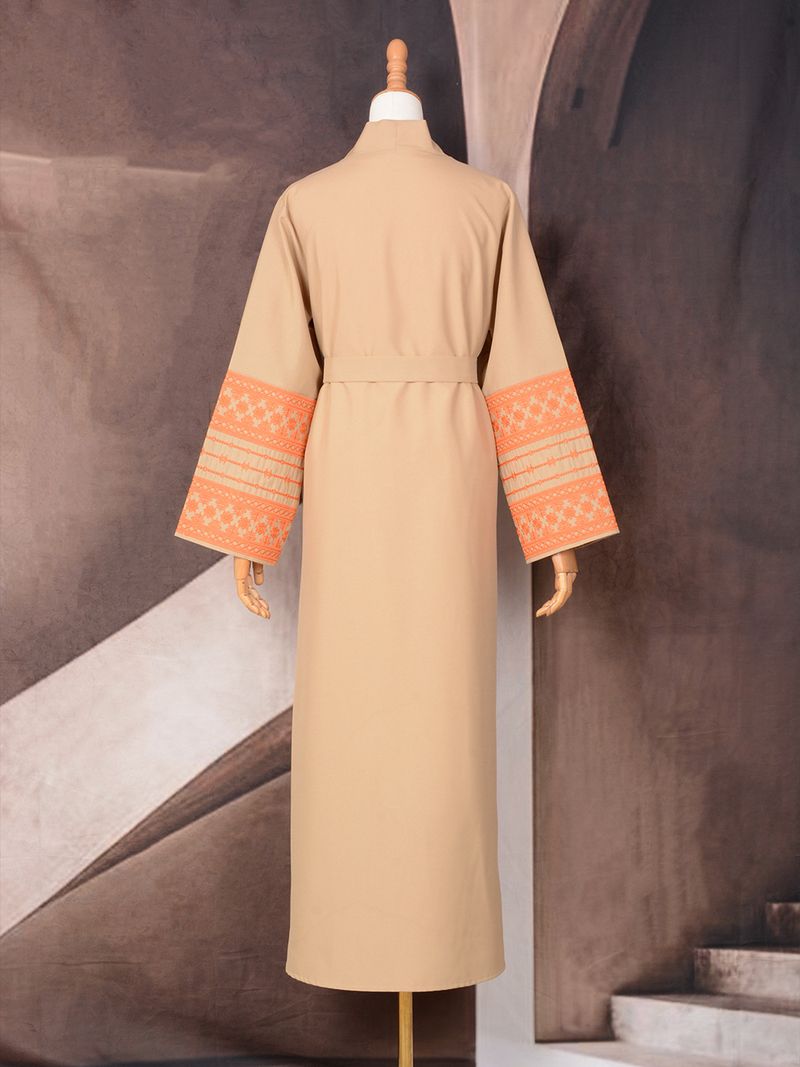 Sieviešu apģērbs Abaya Tuvo Austrumu musulmaņu modes elegants kardigans izšūta kleita sieviešu halāts_voghion.com