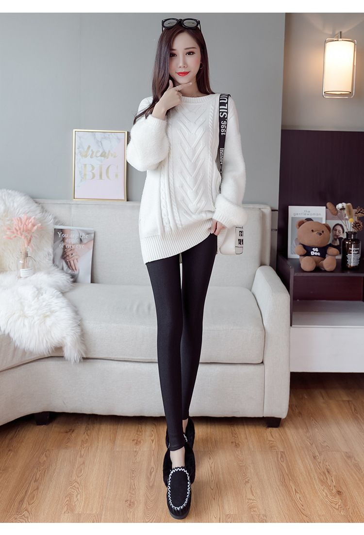 Women's high-waisted outer leggings in autumn and winter are padded with velvet._voghion.com