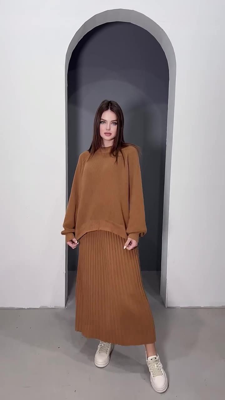 Cozy Knit Sweater & Skirt Set – Loose Fit Casual Two-Piece (White, Caramel, Blue, Army Green, Light Gray, Reddish Brown, Khaki, Dark Red, S-XXL)_voghion.com
