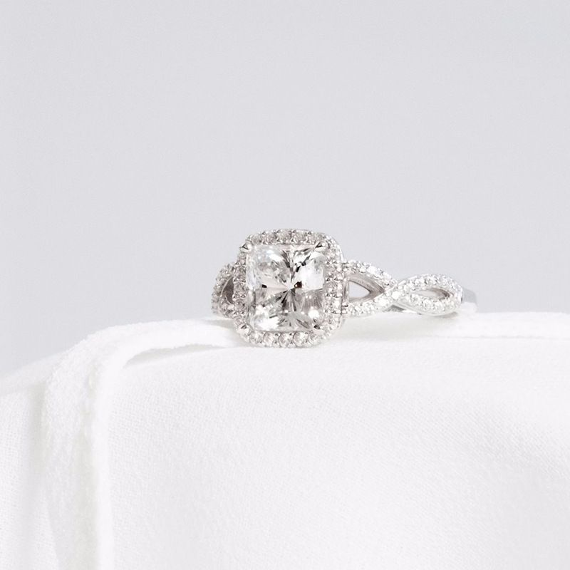 Anel de noivado Cao Shifang com corrente e braço torcido, zircônia, design feminino, estilo moderno, para casamento e namorada_voghion.com