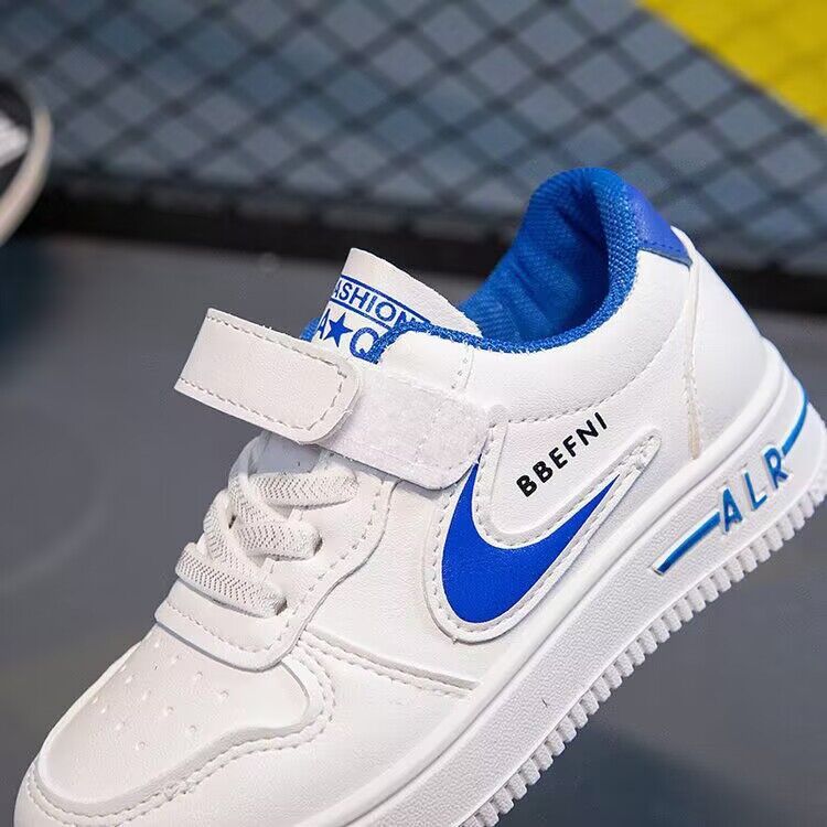Δερμάτινα Small White 2023 Άνοιξη Νέα Αγόρια Κορίτσια Star Velcro Κορεατική Έκδοση Μεσαία και Μεγάλα Παιδικά Παπούτσια Σανίδα_voghion.com
