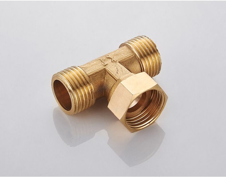 Leuchtendes Weihnachts-Anstecker-Set – Weihnachtsmann, Schneemann, Rentier und Bär – Festliches Urlaubszubehör für Partys und Geschenke_voghion.com