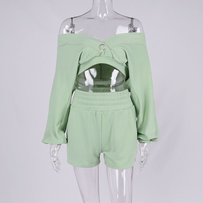 Completo due pezzi sportivo da donna, con scollo a V, spalle scoperte, maniche lunghe e pantaloncini, per autunno e inverno_voghion.com