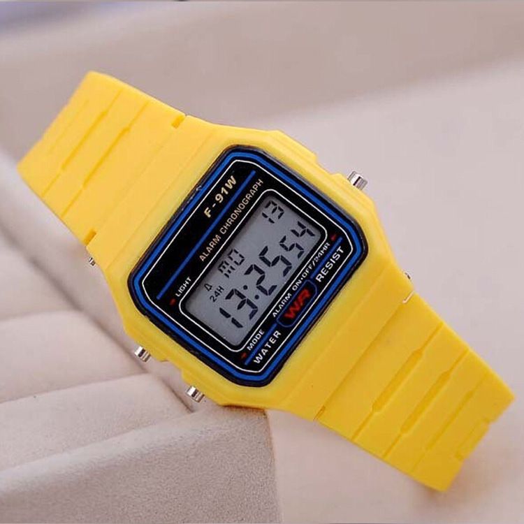 Sports Multi-Functional Ultra-Thin Luminous Alarm Clock Children's F-91w Electronic Watch_voghion.com