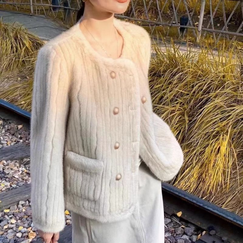 Nuovo stile autunno inverno - Cappotto corto ispirato per donna, vestibilità ampia, foderato in pelliccia, parte superiore in pelliccia di visone spessa_voghion.com