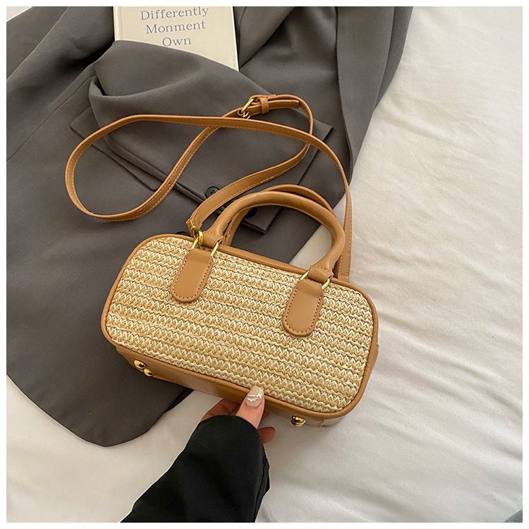 Borsa da donna in paglia intrecciata, piccola, quadrata, borsa a cuscino Boston, borsa a mano con colori a contrasto, borsa a tracolla_voghion.com