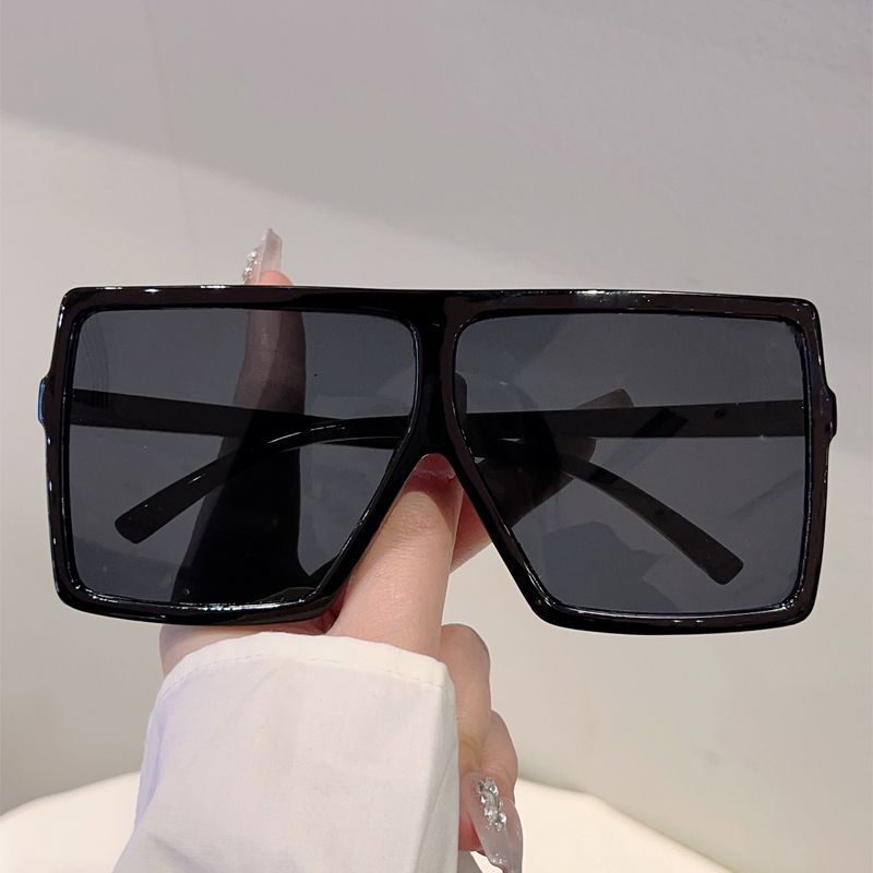 2025 Nuevas gafas de sol de tendencia Moda Casual Sombra Gafas de sol_voghion.com