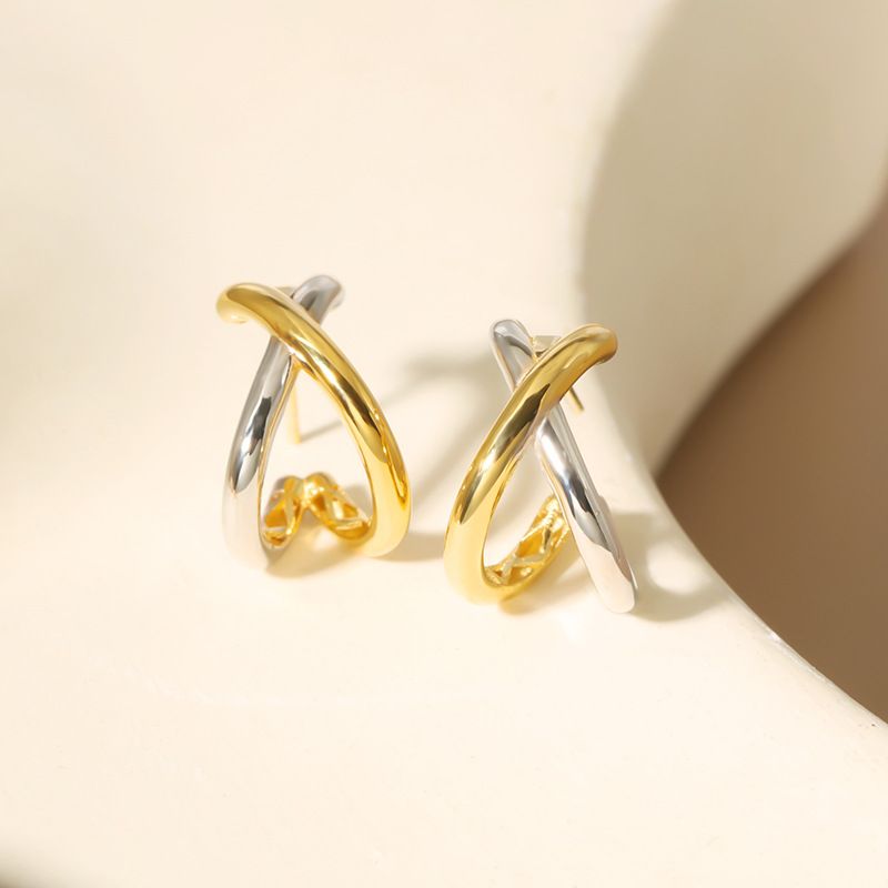 Orecchini in argento sterling con croce bicolore Niche Normcore Versatile Retro Elegante Gioiello K-Style per le donne con un tocco di alta qualità_voghion.com