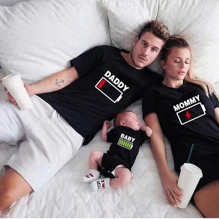 Oblačila za starše in otroke Družina treh družin Oblačila za mame in hčere Poletna elegantna oblačila za mame in otroke Majica s kratkimi rokavi_voghion.com