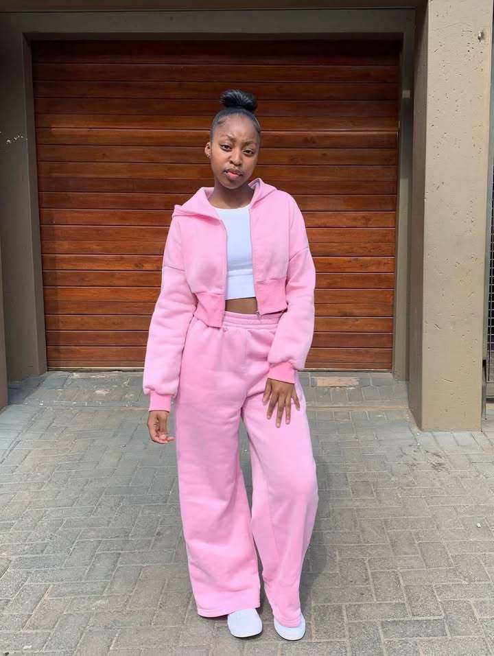 Damen-Set aus Kapuzenpullover und Hose mit Kordelzug für Herbst/Winter – Langärmliges Sweatshirt mit Reißverschluss und einfarbige Jogginghose, lässiges zweiteiliges Outfit (S/M/L/XL)_voghion.com