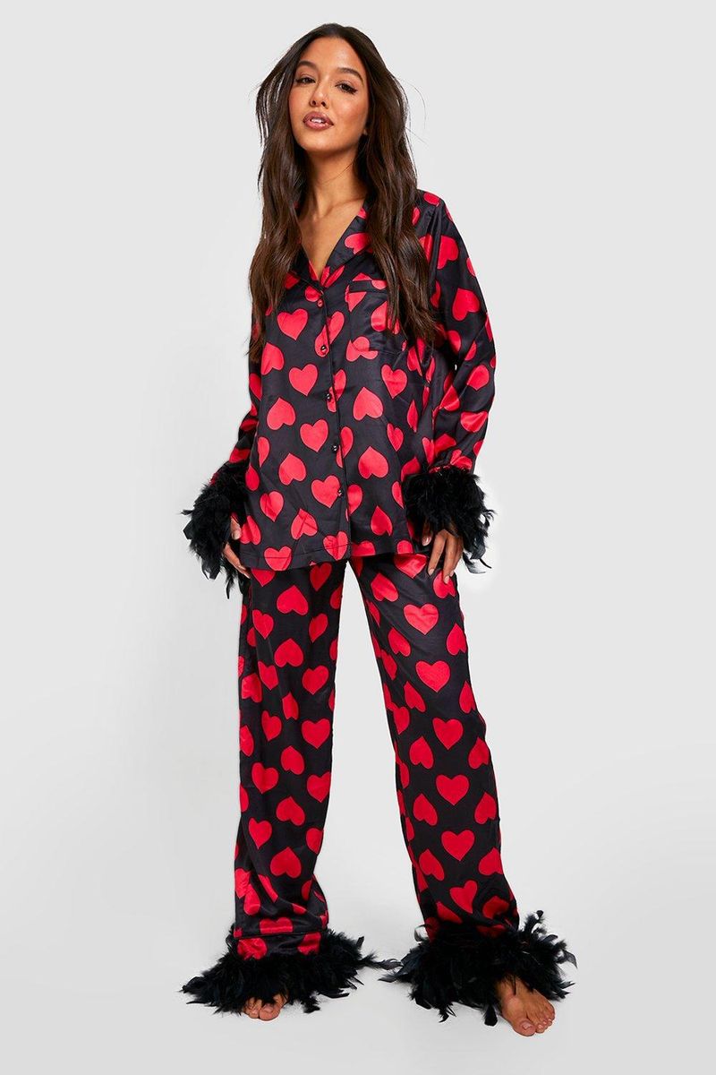 2025 European and American ice silk pajamas fashionable ostrich feather shirt trousers loose two piece feather home clothes for women_voghion.com