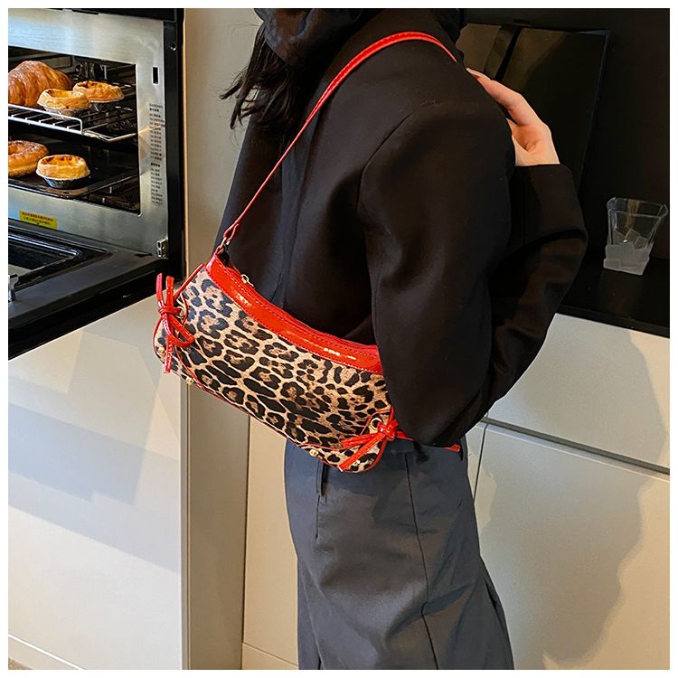 Damen Umhängetaschen Leopardenmuster Retro Schleife Mode Pu Modetrend und Individualität Ein-Schulter-Unterarmtasche_voghion.com