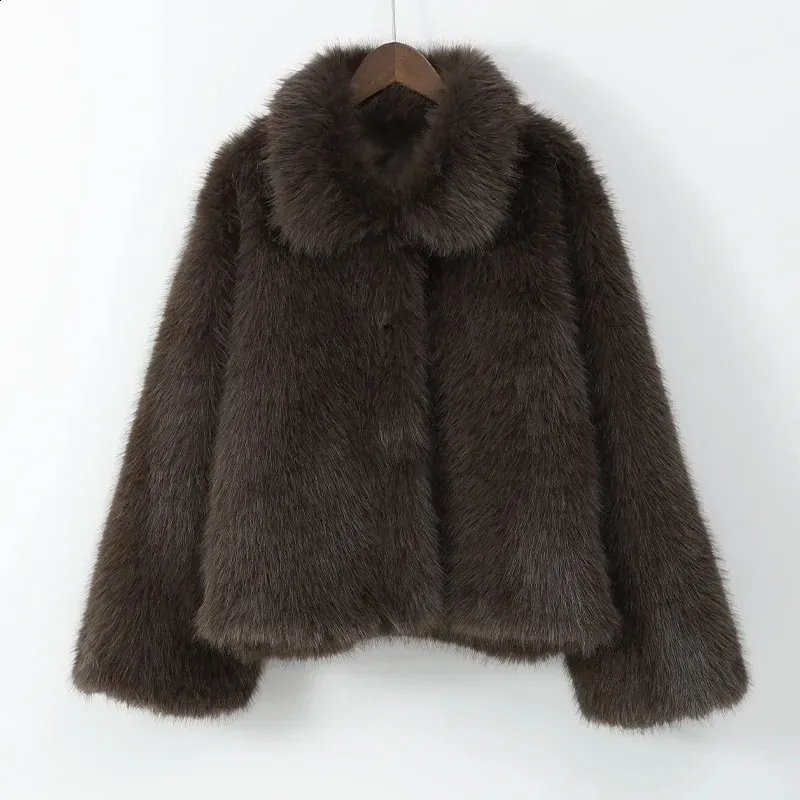 Mode Verdicken Warme Flauschigen Pelzigen Mantel Frauen Lange Sleeveshort Fuchs Pelz Oberbekleidung 2024 Chic Dame Straße Jacke_voghion.com