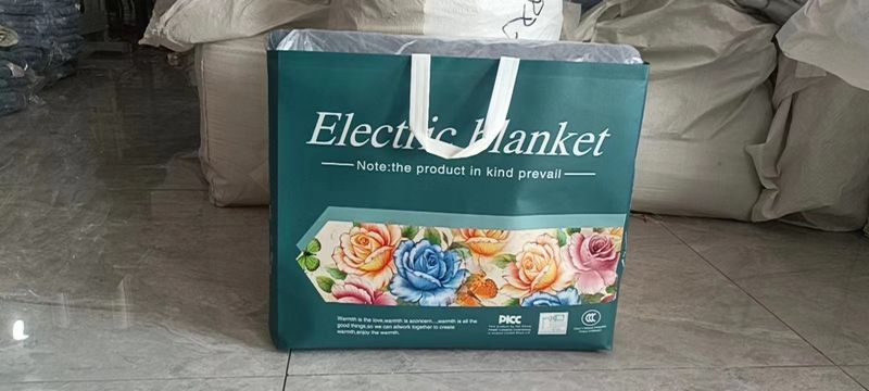 Couverture chauffante électrique en flanelle de qualité supérieure – 9 réglages de chaleur, interrupteur intelligent, zone simple/double (150 x 80 cm à 200 x 180 cm, 220 V, 120 W, certifiée CE)_voghion.com