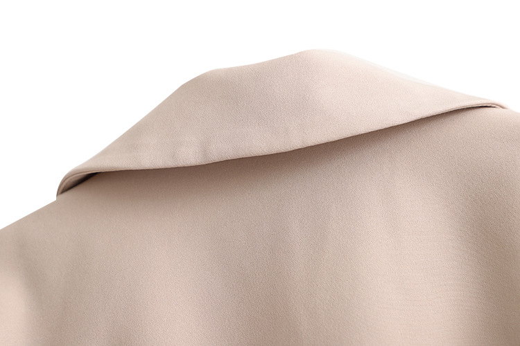 Giacca da donna corta con risvolto sottile da donna + minigonna con spacco a vita alta_voghion.com