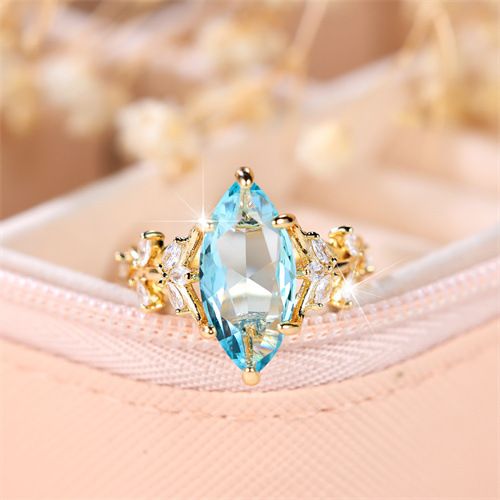 Creative New Leaf Shape Simple And Elegant Women's Ring Versatile Travel Essential Item_voghion.com