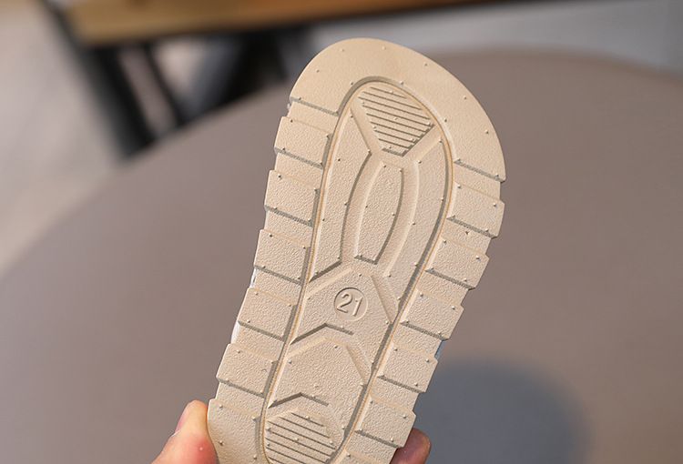 Sandali estivi 2024 nuovi alla moda per bambini piccoli, sport da spiaggia, ragazze, suola morbida, antiscivolo, scarpe per bambini_voghion.com