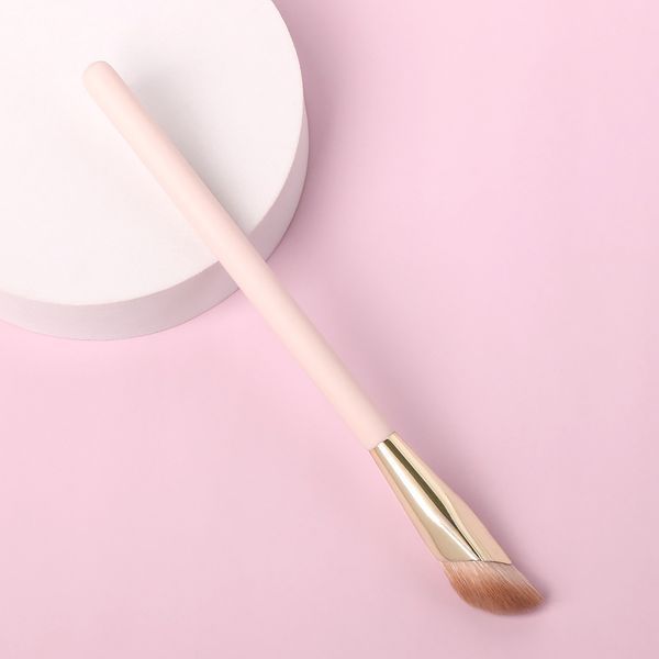 1pc Angled Concealer Brush For Under Eye, Nose Contour, Bronzer, Liquid Foundation, Cream, And Powder - Perfect For Blending, Buffing, And Stippling_voghion.com