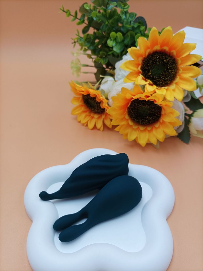 USK S04 Combination Set Couple Foreplay Teasing Two Piece Set Tide Finger Rabbit Ear Finger Set_voghion.com