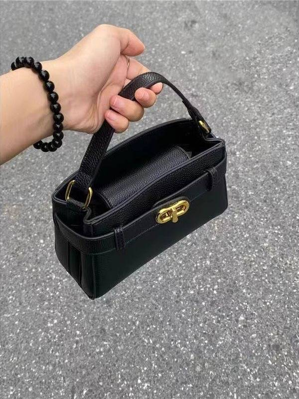 Nuova borsa a tracolla con fibbia in metallo retrò di nicchia con texture di fascia alta per la borsa a tracolla versatile da pendolarismo_voghion.com