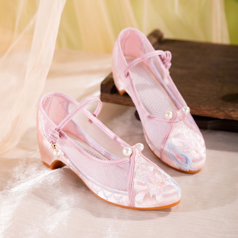 Damenschuhe Sommer Neue atmungsaktive Mesh-Alte Peking-Stoffschuhe Temperament Cheongsam-Schuhe im antiken Stil Bestickte Schuhe für Damen_voghion.com