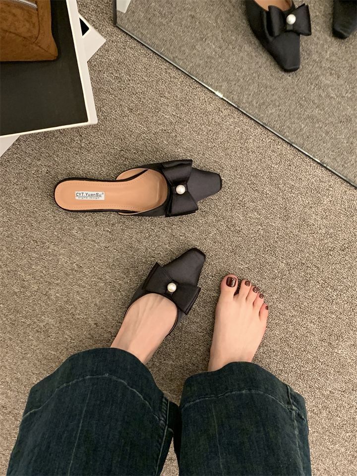 Hausschuhe mit quadratischem Kopf und flacher Zehenpartie für die Sommersaison 2025, neue Seide, Satin, Perle, vielseitig, schön, cool und_voghion.com
