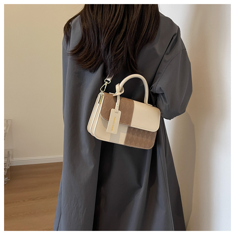 2024 New Retro Fashion Colored Handheld Small Bag Women's Simple and Versatile Small Square Bag High Quality Texture Crossbody Bag_voghion.com