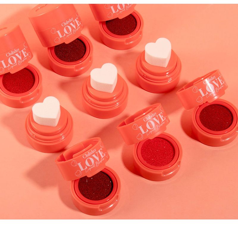 Blush contour des joues Clubday, best-seller - Blush nude 3D naturel pour des joues sculptées instantanément_voghion.com
