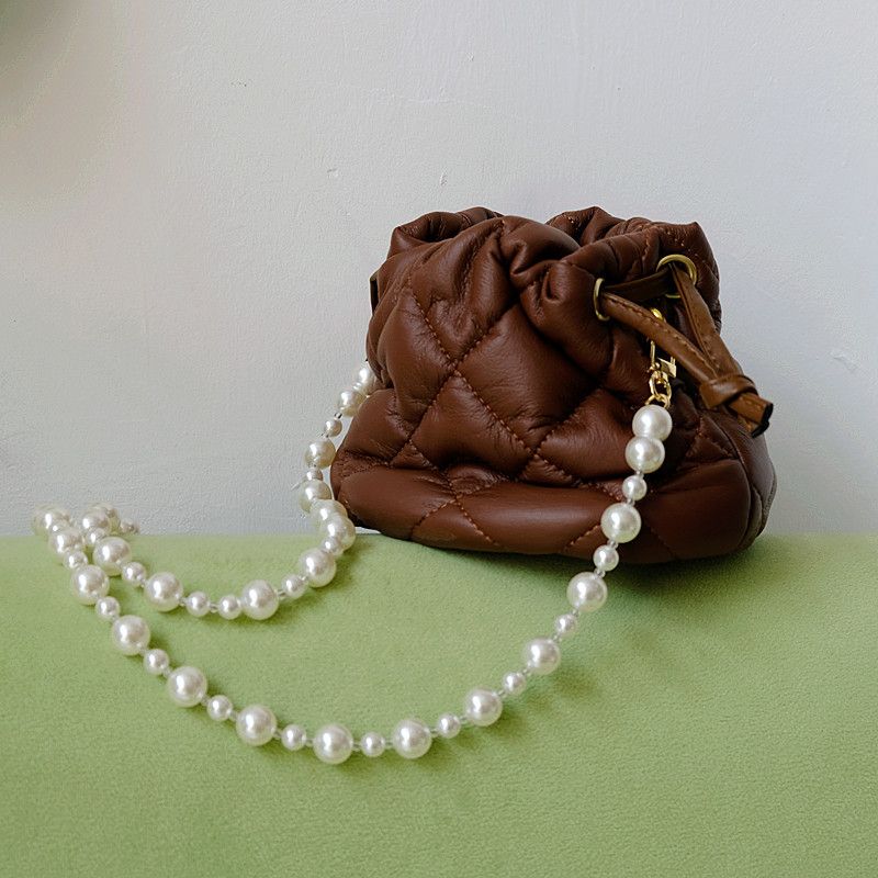 Frauen Neue Reine Weiße Unterarm Tasche Mode Transparent Perle Kette_voghion.com