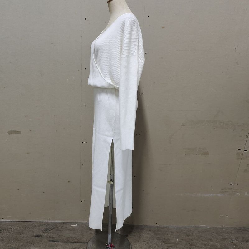 Women’s V-Neck Knit Top & High-Slit Skirt Set – Soft Autumn Layering Essential For Effortless Elegance_voghion.com