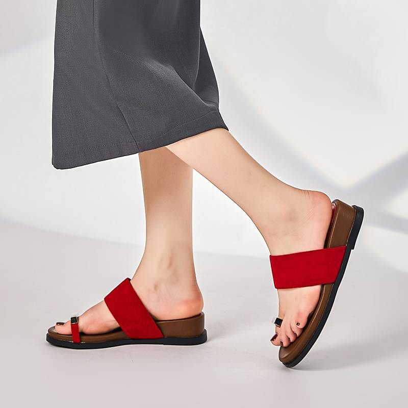 MingLiu Top Layer Sheepskin With A Straight Strap For Wearing Outside, Clip On Toe Sandals, 2025 Summer New Slippers For Women's Beach Semi Trailers_voghion.com