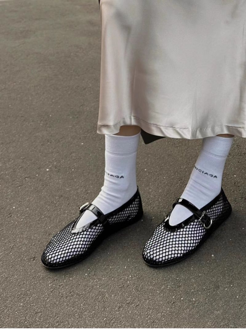 Fishnet Shoes Hollow Ballet Shoes Women's Buckle Outer Wear Flat Bottom Mesh Retro Mary Jane Single Shoes_voghion.com
